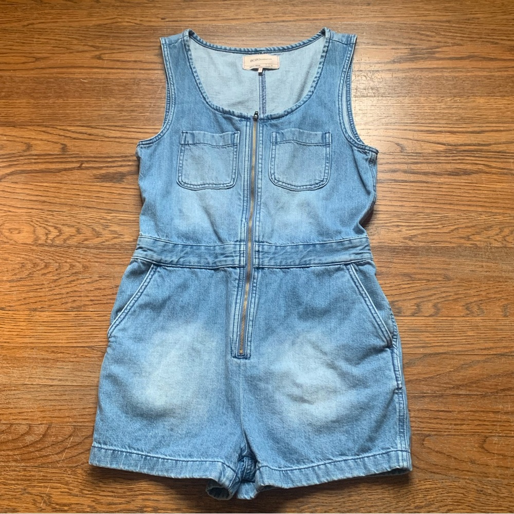 Women’s XS BCBGeneration romper